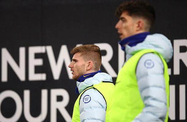 1611646468088072741.jpg 38467984-9186031-image-a-29_1611609529212.jpg